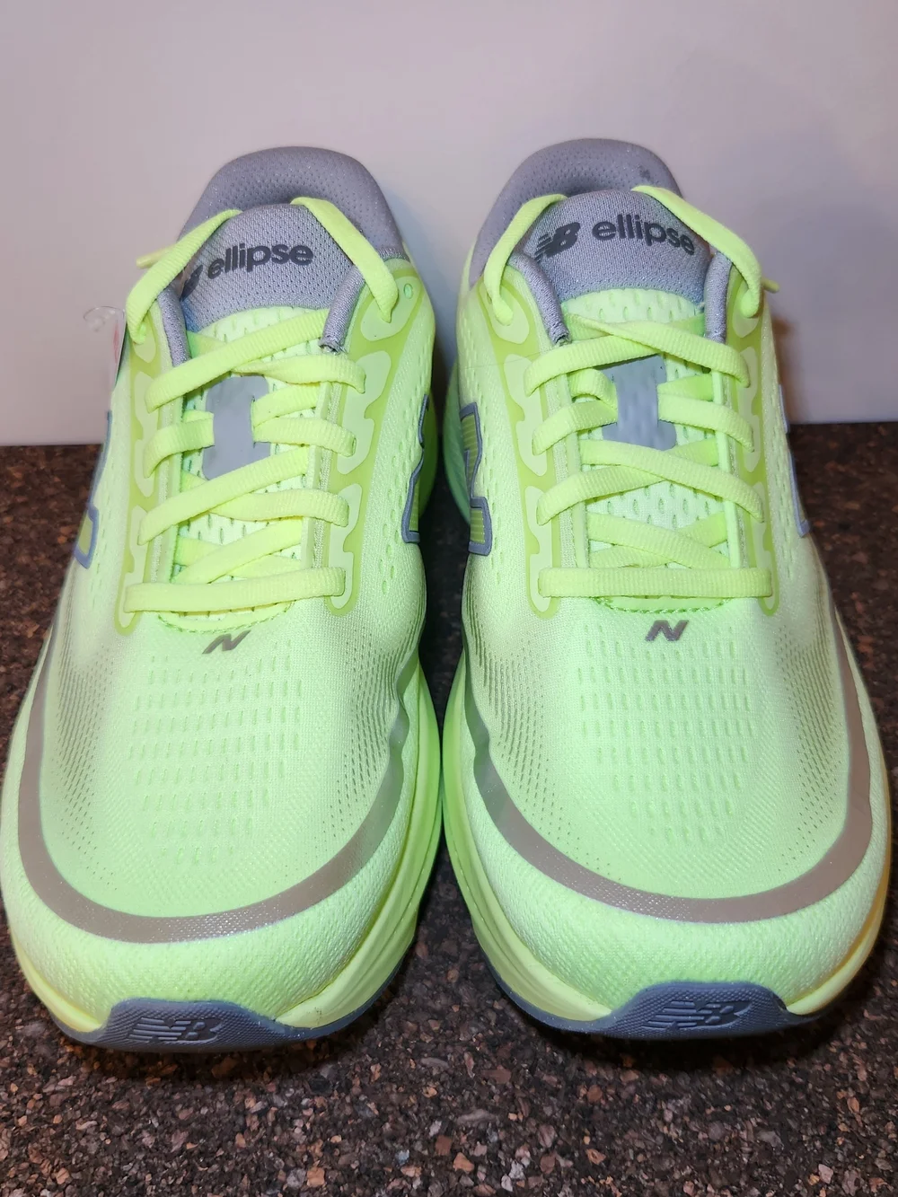 New Balance Ellipse V1 Running Shoes Womens Size 8.5 Wide